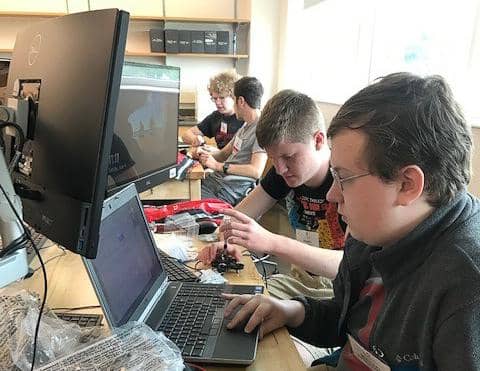 Summer Engineering Institute for High School Juniors and Seniors