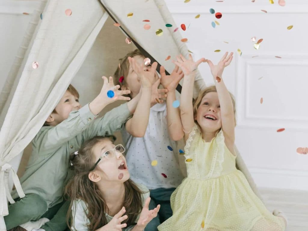 summer-camp-original-themes